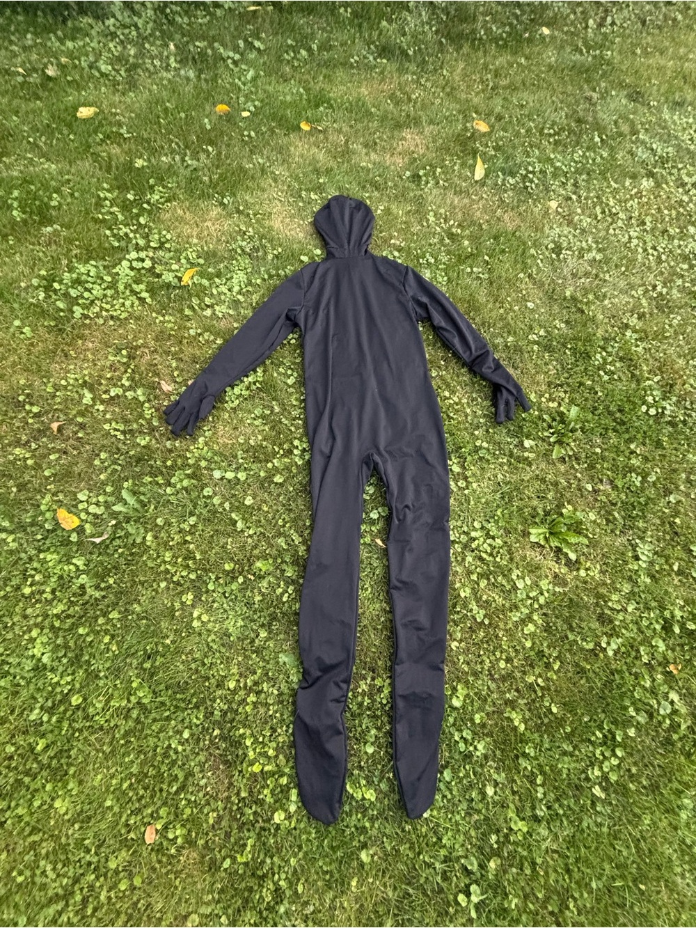 Spirit Halloween Black Morph/Skin Suit Bodysuit – Size Large (Flaw)